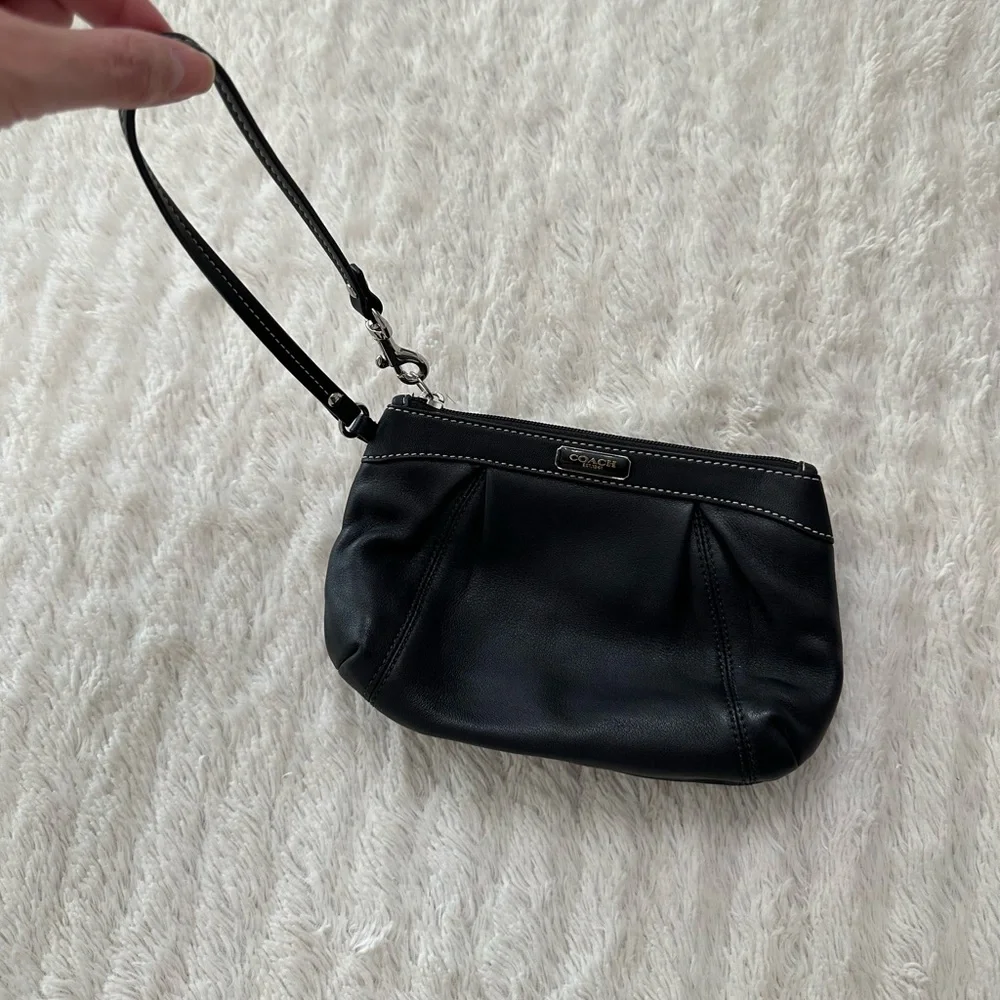 🖤 COACH Black Leather Wristlet - Picture 5 of 7
